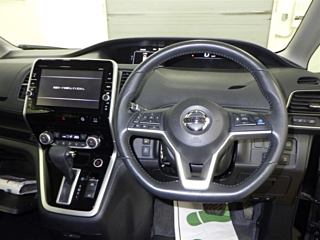 NISSAN SERENA 2016
