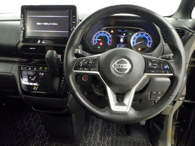NISSAN ROOX 2020