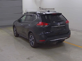 NISSAN X-TRAIL 2017