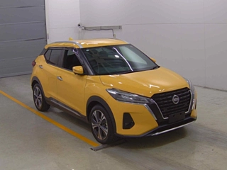 NISSAN KIX 2020