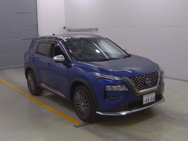 NISSAN X-TRAIL 2023