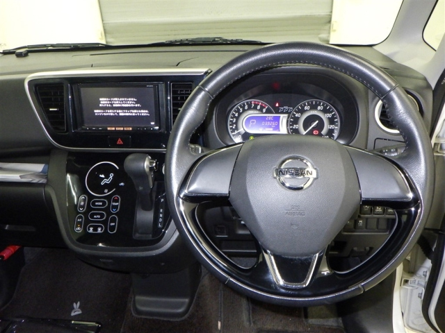 NISSAN DAYZ ROOX 2016