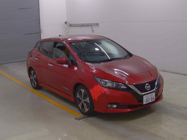NISSAN LEAF 2017