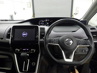 NISSAN SERENA 2019