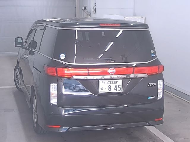 NISSAN ELGRAND 2011