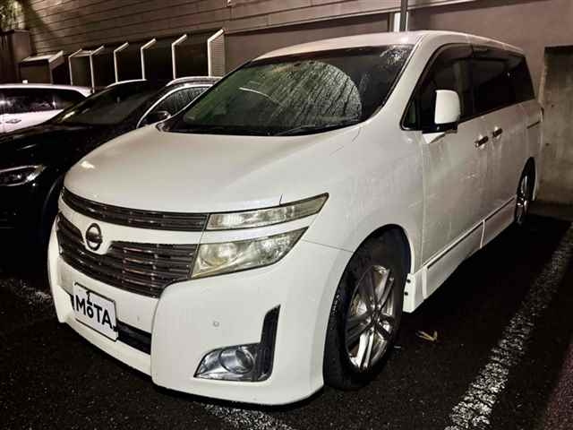 NISSAN ELGRAND 2011
