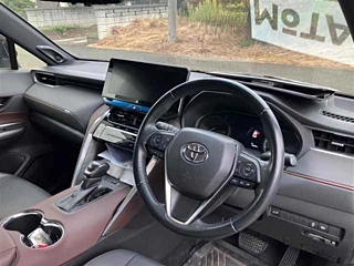 TOYOTA HARRIER 2021