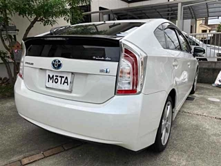 TOYOTA PRIUS 2015
