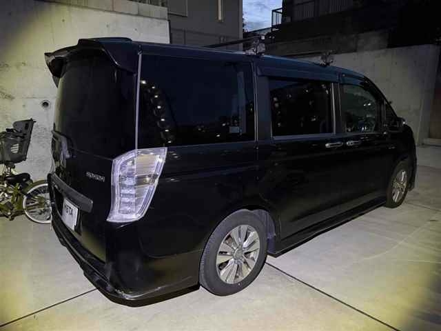 HONDA STEP WAGON 2013