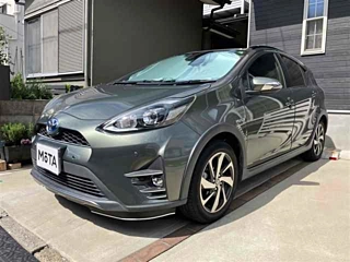TOYOTA AQUA 2019
