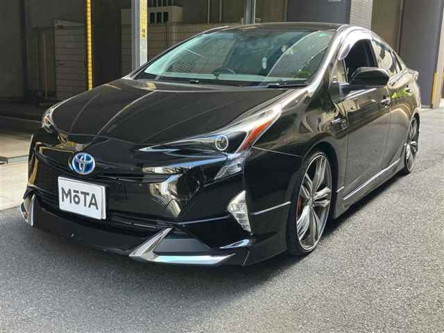 TOYOTA PRIUS 2016