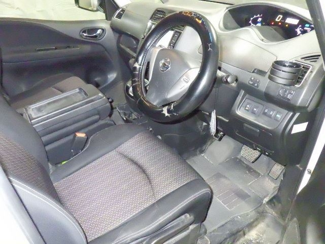 NISSAN SERENA 2015