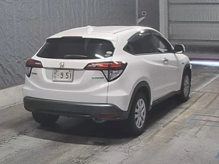 HONDA VEZEL 2015