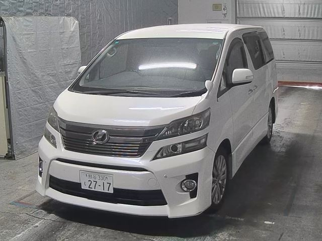 TOYOTA VELLFIRE 2014