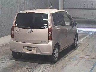 DAIHATSU MOVE 2011
