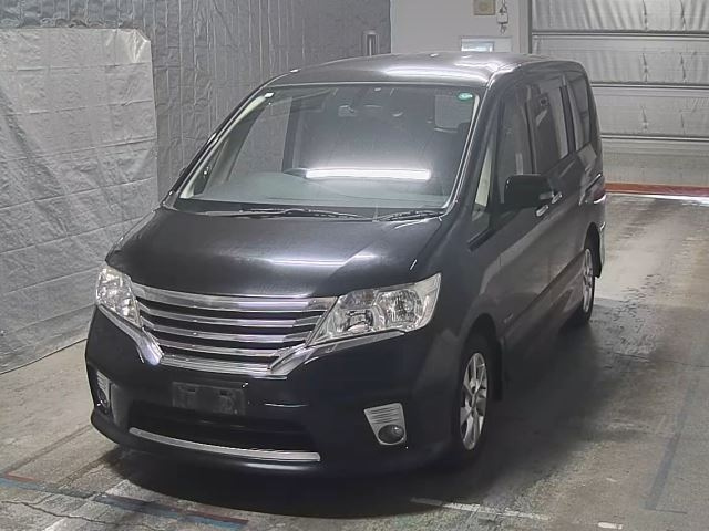 NISSAN SERENA 2013