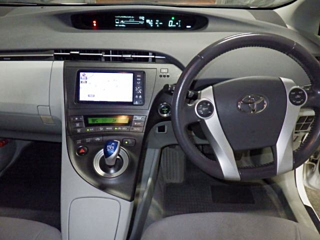 TOYOTA PRIUS 2011