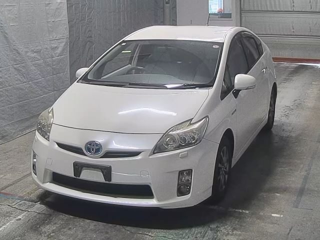 TOYOTA PRIUS 2011