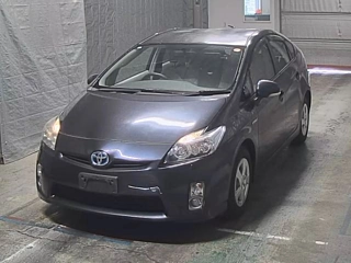 TOYOTA PRIUS 2011