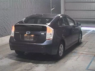 TOYOTA PRIUS 2011