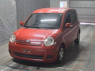 TOYOTA SIENTA 2012