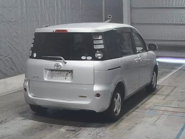 TOYOTA SIENTA 2008