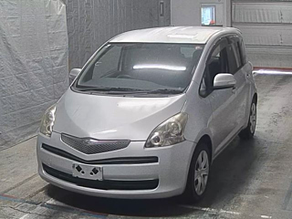 TOYOTA RACTIS 2010