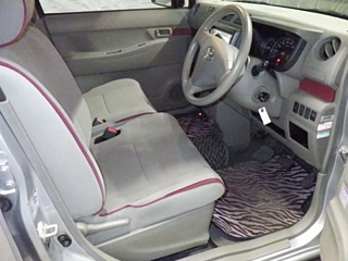 TOYOTA PIXIS SPACE 2012