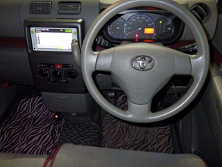 TOYOTA PIXIS SPACE 2012