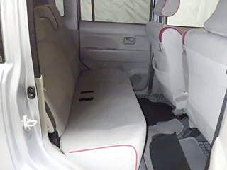 TOYOTA PIXIS SPACE 2012