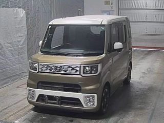 TOYOTA PIXIS MEGA 2015