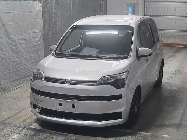 TOYOTA SPADE 2014