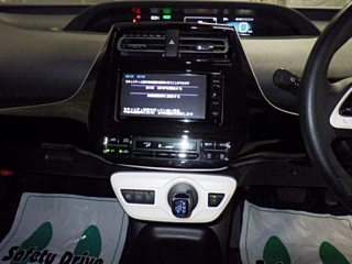 TOYOTA PRIUS 2016