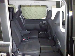 TOYOTA VOXY 2014