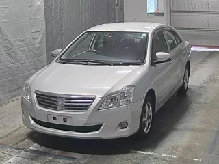 TOYOTA PREMIO 2015