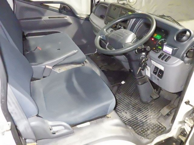 MITSUBISHI CANTER 2015