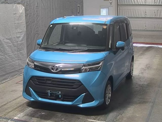 TOYOTA TANK 2017
