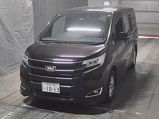 TOYOTA NOAH 2019