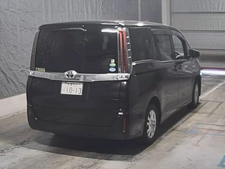 TOYOTA NOAH 2019