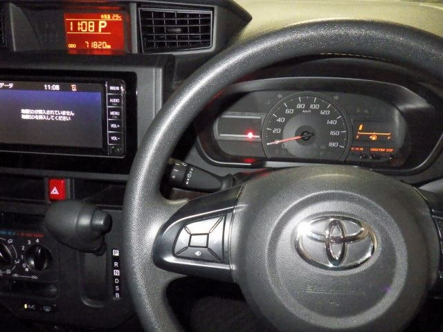 TOYOTA ROOMY 2019