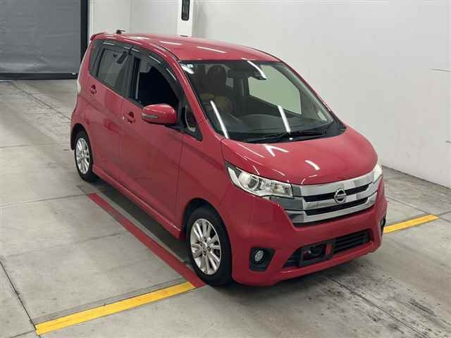 NISSAN DAYZ 2014
