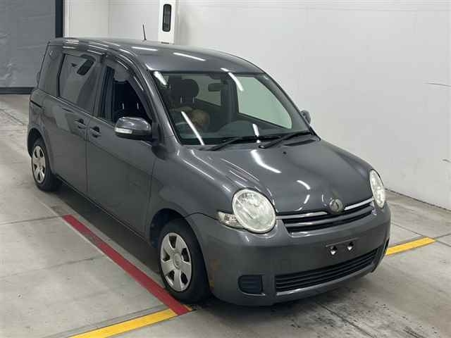 TOYOTA SIENTA 2008