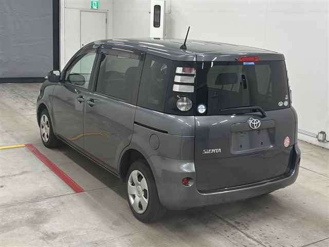 TOYOTA SIENTA 2008