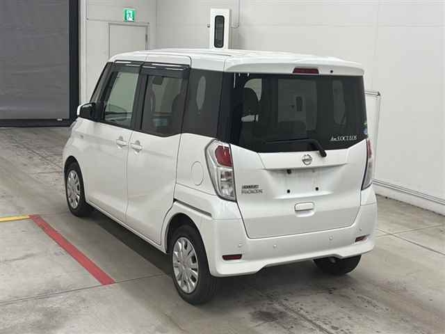 NISSAN DAYZ ROOX 2019
