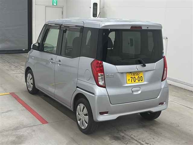 MITSUBISHI EK SPACE 2015