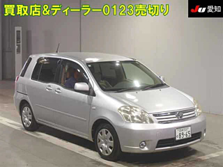 TOYOTA RAUM 2008