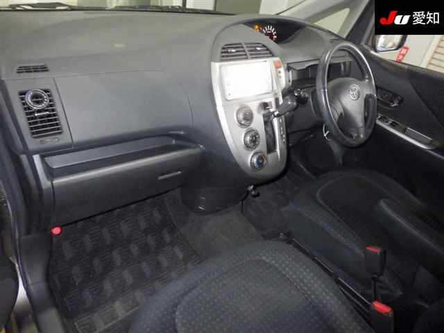 TOYOTA RACTIS 2009