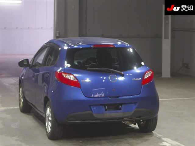 MAZDA DEMIO 2010
