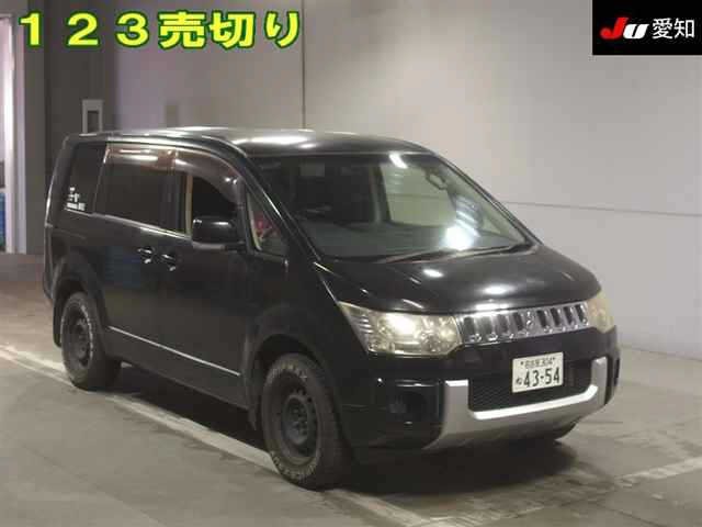 MITSUBISHI DELICA D5 2012