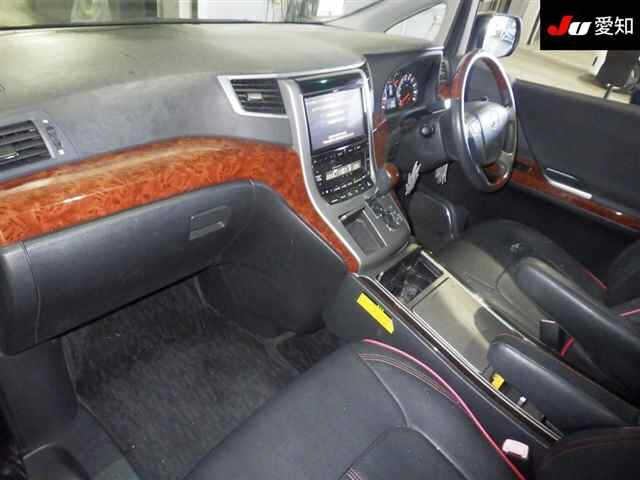 TOYOTA ALPHARD 2010